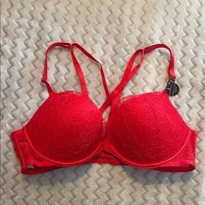 NWT Victoria's Secret Bombshell bra 36N